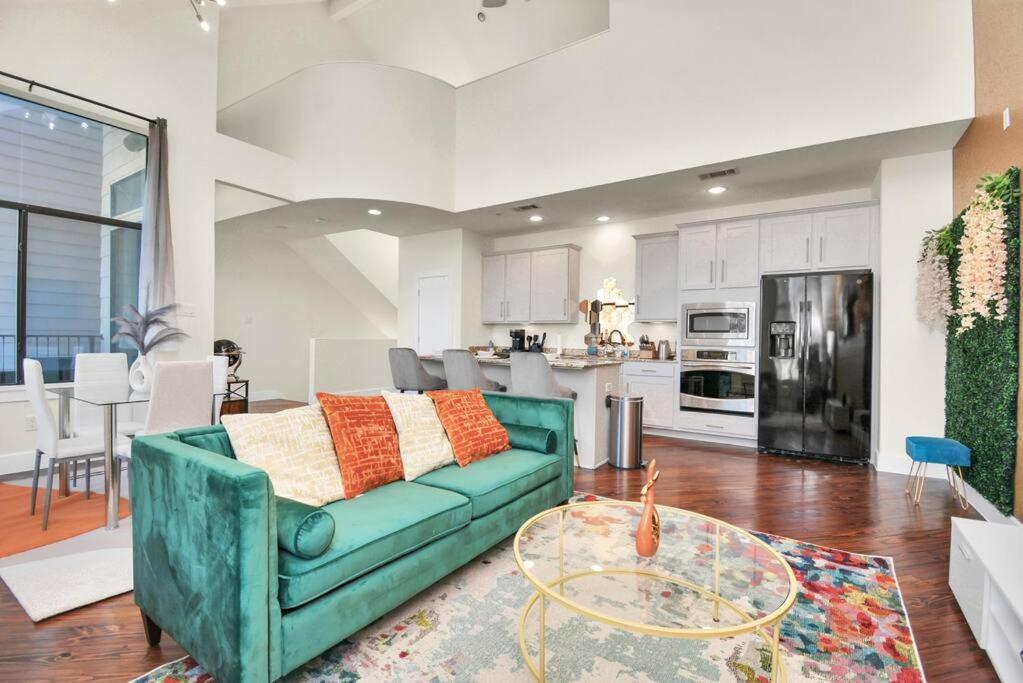 Villa 3Br/3.5Ba Three Story East Downtown Townhouse With View à Houston Extérieur photo