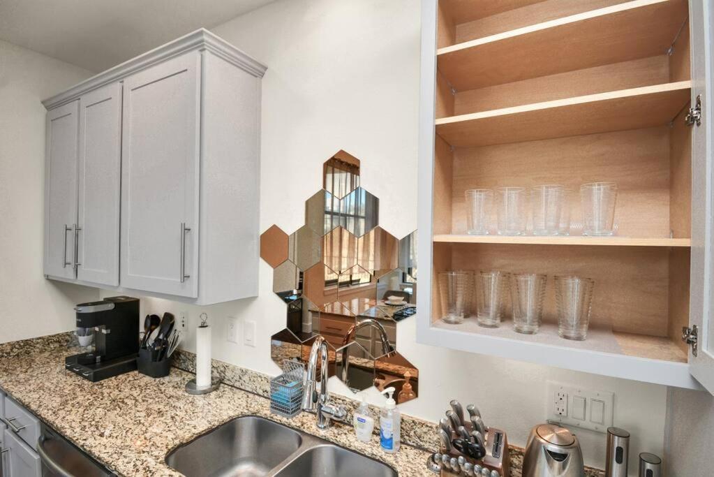 Villa 3Br/3.5Ba Three Story East Downtown Townhouse With View à Houston Extérieur photo