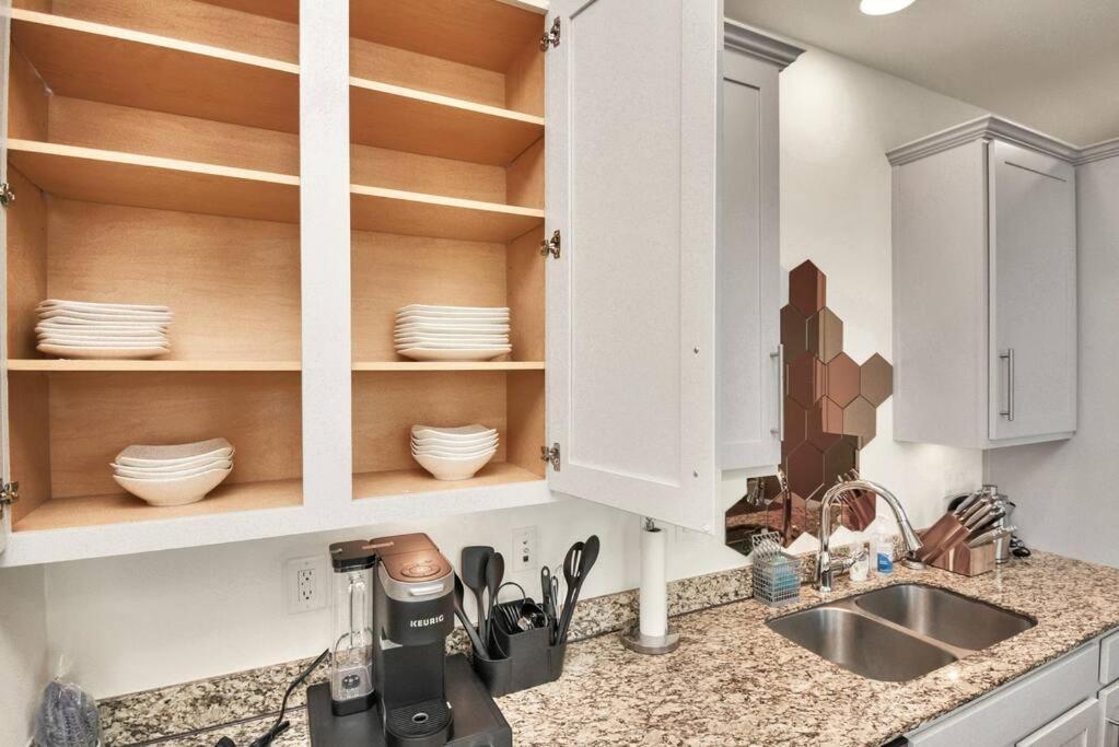 Villa 3Br/3.5Ba Three Story East Downtown Townhouse With View à Houston Extérieur photo