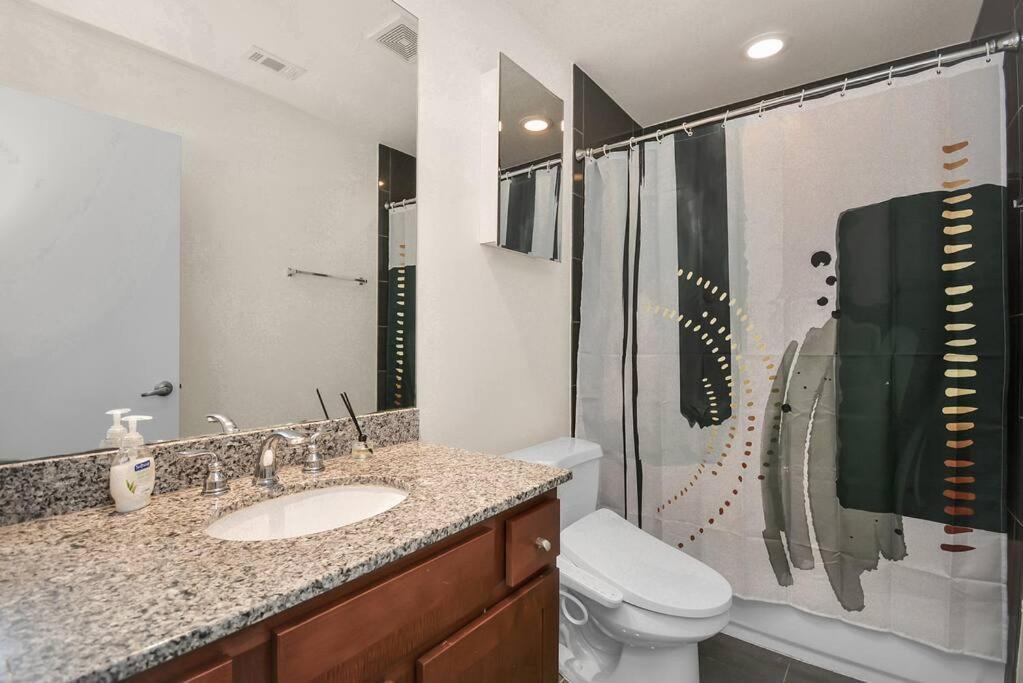 Villa 3Br/3.5Ba Three Story East Downtown Townhouse With View à Houston Extérieur photo